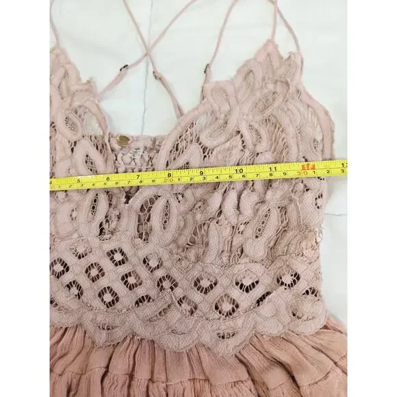Free People Adella Cami Tank Top Womens M Mauve Lace Boho Tiered Flowy Romantic - Picture 7 of 15